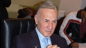 عزت أبو عوف