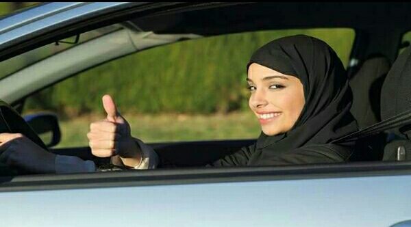 أول مشاجرة بين سعوديتين بعد تفعيل قرار قيادة المرأة