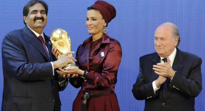سحب حق تنظيم مونديال 2022 من قطر