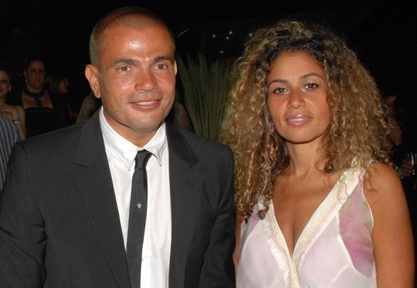 عمرو دياب وزوجته في شهر العسل