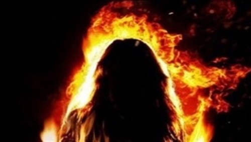 زوج يشعل النيران في شقته للانتقام من الزوجة