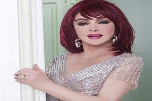 الفنانة نبيلة عبيد