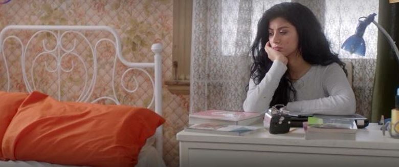 5 معلومات عن كارولين عزمي مراهقة «أبو العروسة»