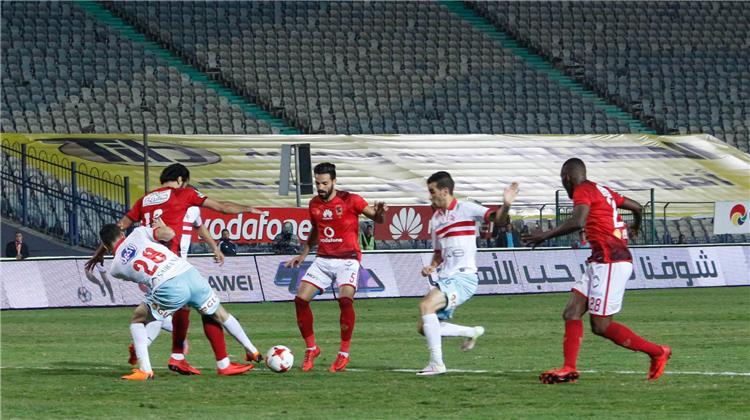 نجم الزمالك يعترف بمفاوضات الأهلي