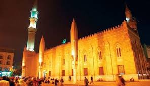 حقيقة رفع الآذان الشيعي في مسجد الحسين بالقاهرة