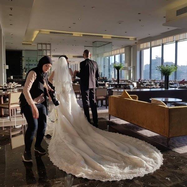 صور زفاف شيري عادل ومعز مسعود مزيفة