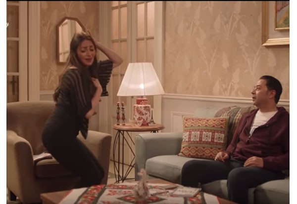 قبل وصلة رقصها في افتتاح مطعم ياسر سليم.. بالفيديو| رقصات نرمين الفقي التي هزت مواقع التواصل الاجتماعي