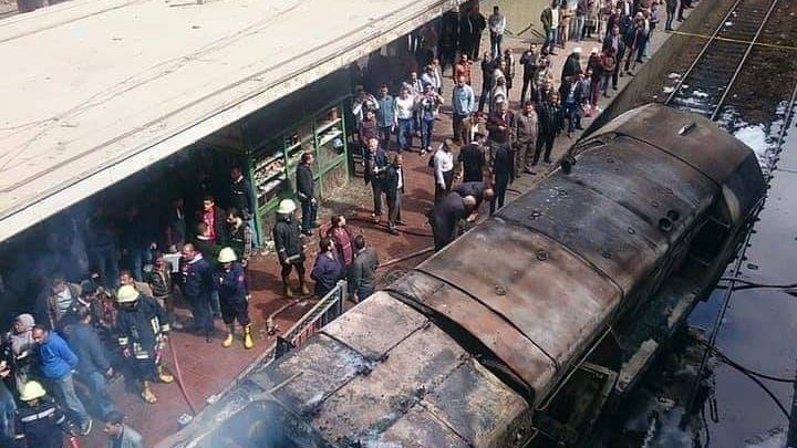 تعرف على أسطورة حادث قطار محطة مصر الذي وصفته الوكالات العالمية بالبطل؟