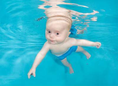 تعرف على فوائد الولادة تحت الماء
