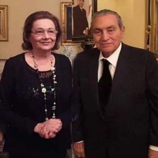 سوزان مبارك وزوجها