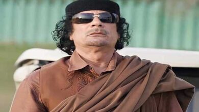 صورة تعويذة القذافي…أغرب مخطط للقذافي وكيف قضى على المعارضة بجذع شجرة