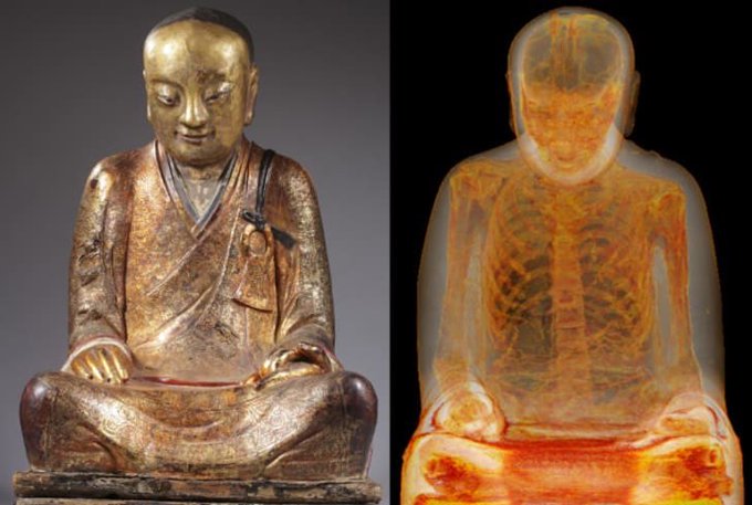مومياء راهب مُحنّط داخل تمثال لبوذا