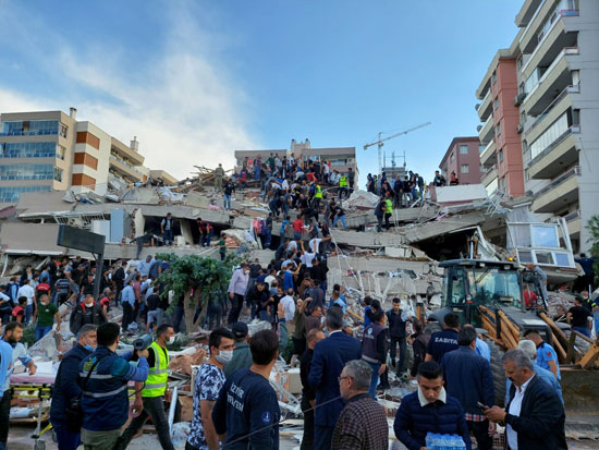 المسافة التي تحركتها تركيا بسبب الزلزال