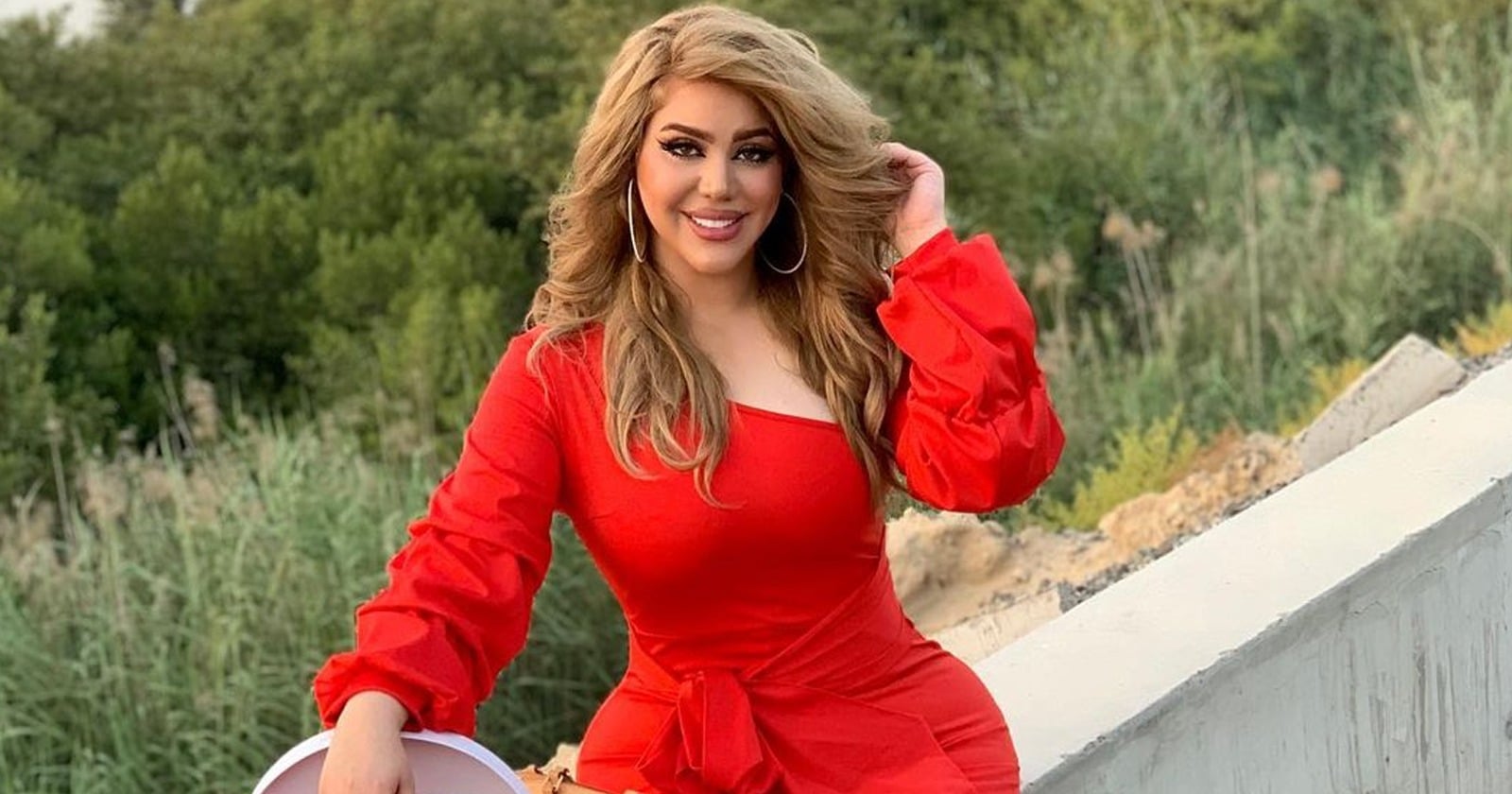 الفنانة مروة راتب