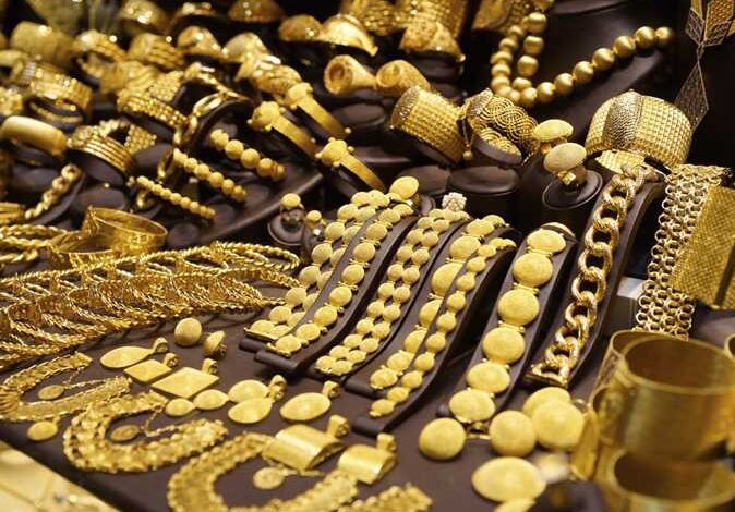 إعفاء وردات الذهب للمصريين
