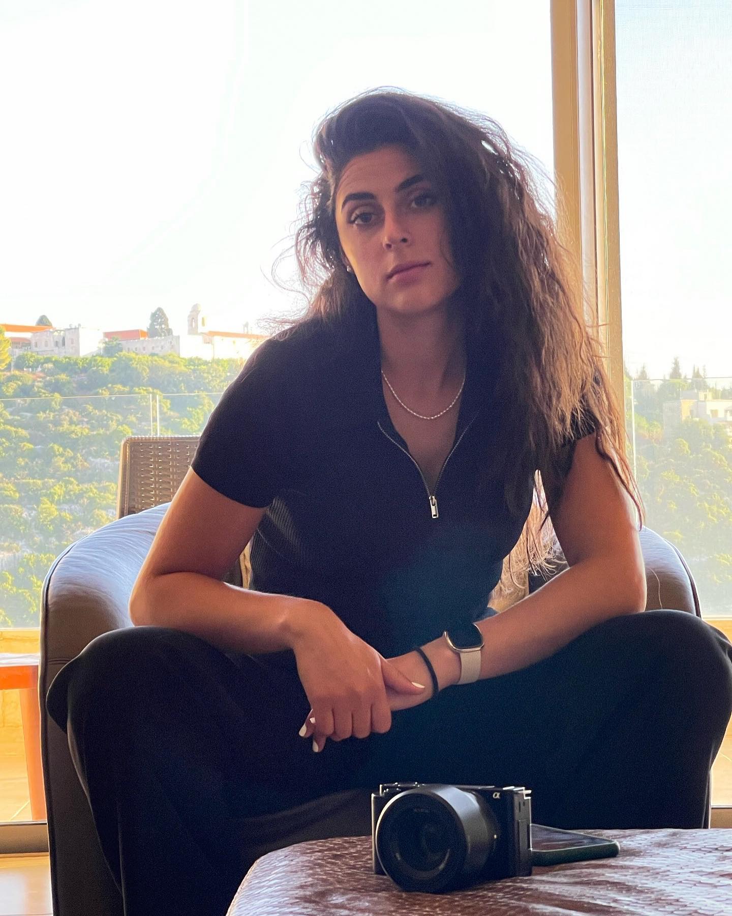 من هي البلوجر سارة العراقية التي أثارت الجدل بفيدوهاتها؟ | لقطات