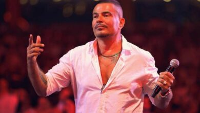 عمرو دياب يفاجئ الجمهور باللوك الجديد