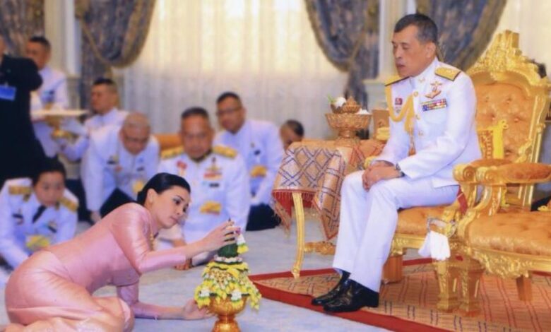 قصة زواج ملك تايلاندا