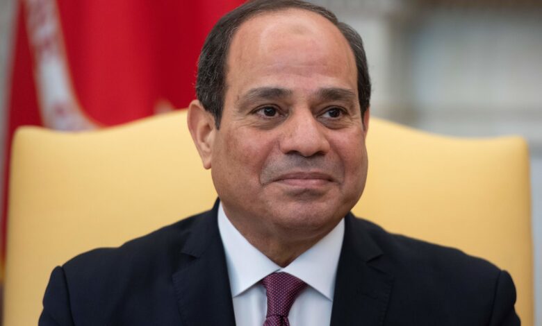ثلاث إجراءات نفذها الرئيس ستغير حياه المصريين قبل تتعديل ضريبة الدخل