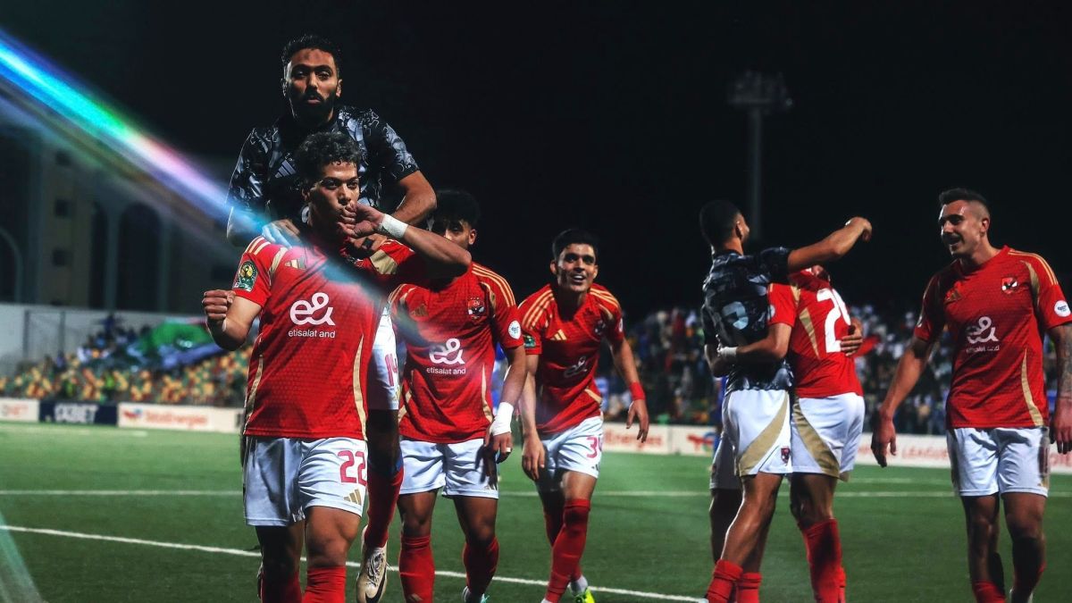 الأهلي يودع النجم الكبير نهاية الموسم: صفقات جديدة تُعجل برحيله نحو الخليج
