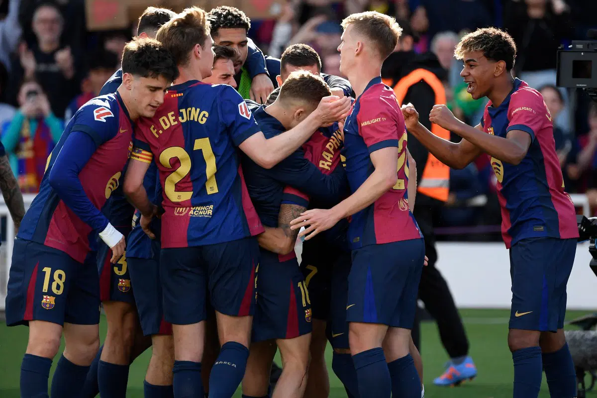 خافيير تيباس يثير الجدل بقرار يدعم برشلونة في دوري الأبطال ويغضب ريال مدريد