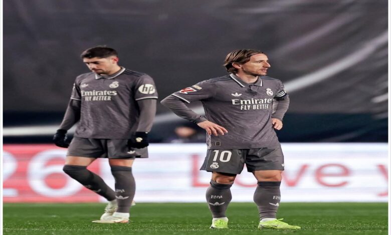 مودريتش وفالفيردي يثيران عاصفة في ريال مدريد: مطالبة باستبعاد نجمي الفريق بعد كارثة أرسنال
