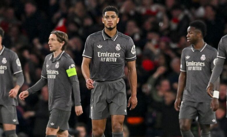 نجم ريال مدريد يتحدى أنشيلوتي: أزمة تكتيكية تهز الفريق أمام آرسنال