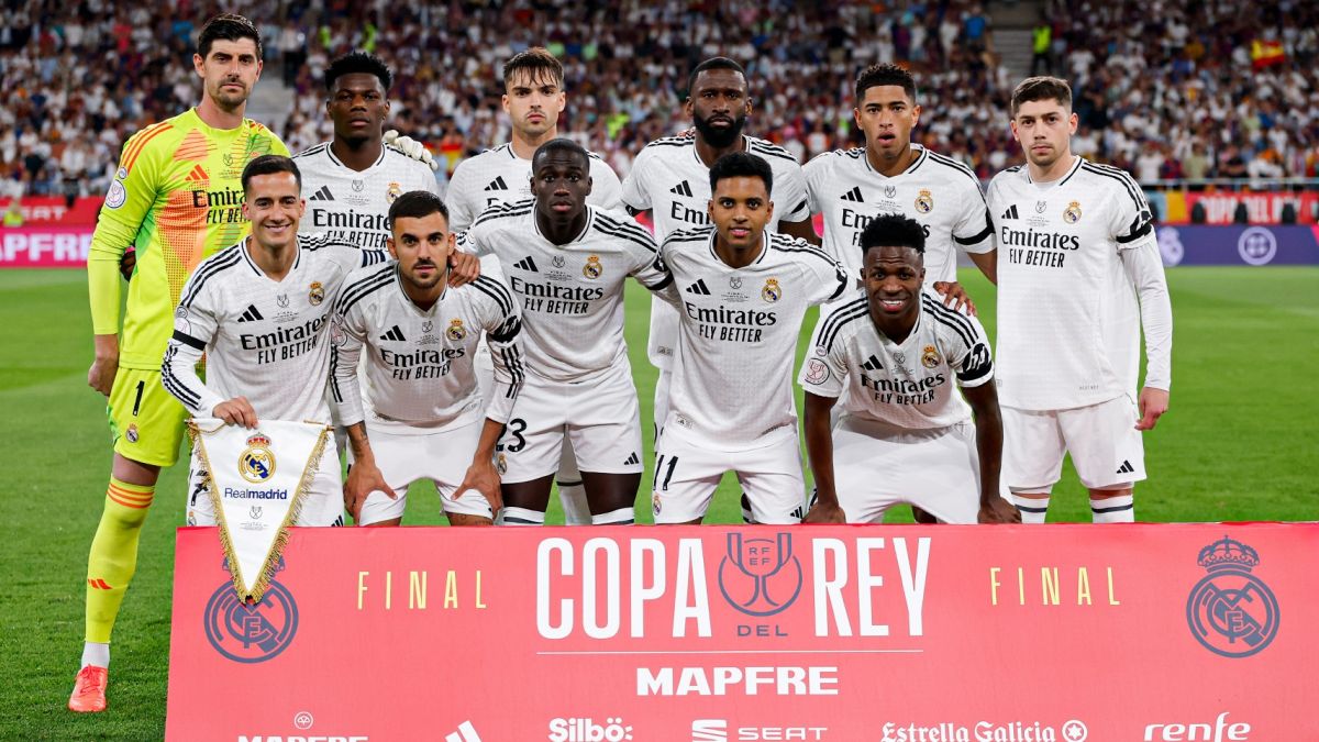 رسميًا.. ريال مدريد يجدد عقد نجمين من الفريق استعدادًا لكأس العالم للأندية