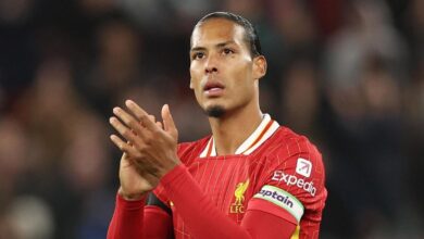 ليفربول يعرض 60 مليون يورو لخليفة فان دايك من برشلونة.. وفليك لا يمانع