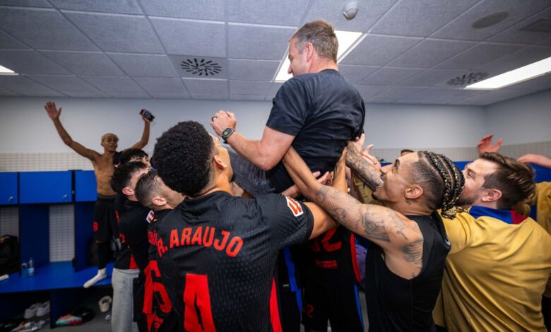 هانسي فليك يطلب من إدارة برشلونة التعاقد مع نجم مؤثر لتحقيق دوري الأبطال