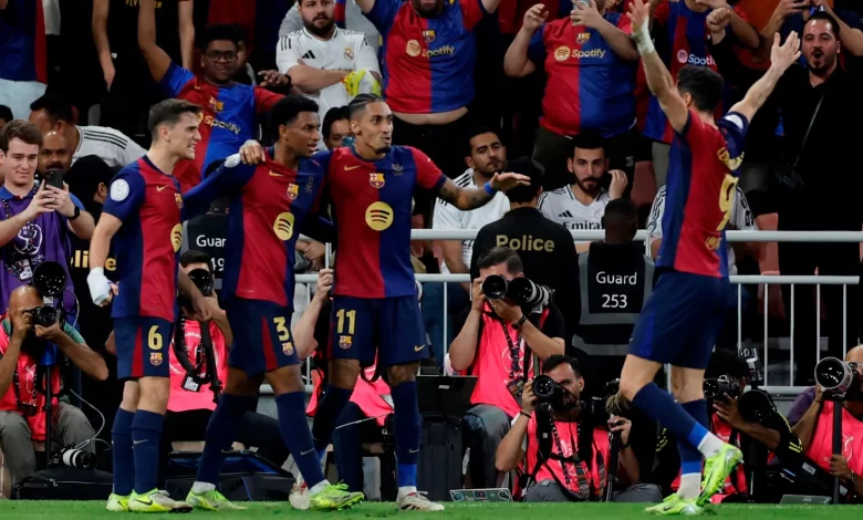 طلب عاجل من نجوم برشلونة للادارة لبقاء زميلهم موسمًا إضافيًا