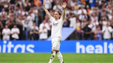 تدخل مفاجئ في الدقيقة 90 يربك ريال مدريد أمام الهلال..مودريتش يُشعل الجدل