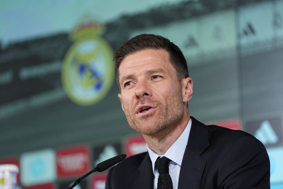 تشابي ألونسو يُشعل الميركاتو: نجم أسطوري على رادار ريال مدريد بأي ثمن