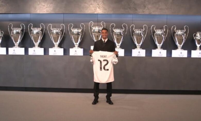 "مغامرة محفوفة بالمخاطر".. ألكسندر أرنولد يوقّع لريال مدريد وسط جدل