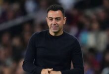 مفاجأة مدوية: نادٍ جديد يستهدف أسطورة برشلونة تشافي هيرنانديز للعودة للتدريب