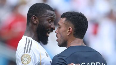 أزمة عنصرية تهز كأس العالم للأندية: روديغر يتهم لاعب باتشوكا والفيفا يفتح تحقيقاً عاجلاً