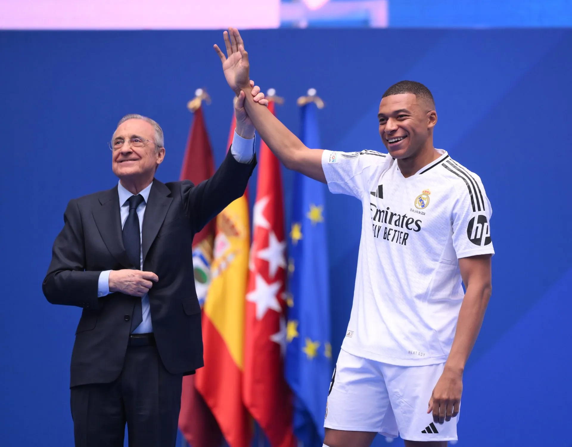 بيريز يجهّز مفاجأة هجومية ثقيلة: ريال مدريد يقترب من التعاقد مع هدّاف الليغا لدعم مبابي