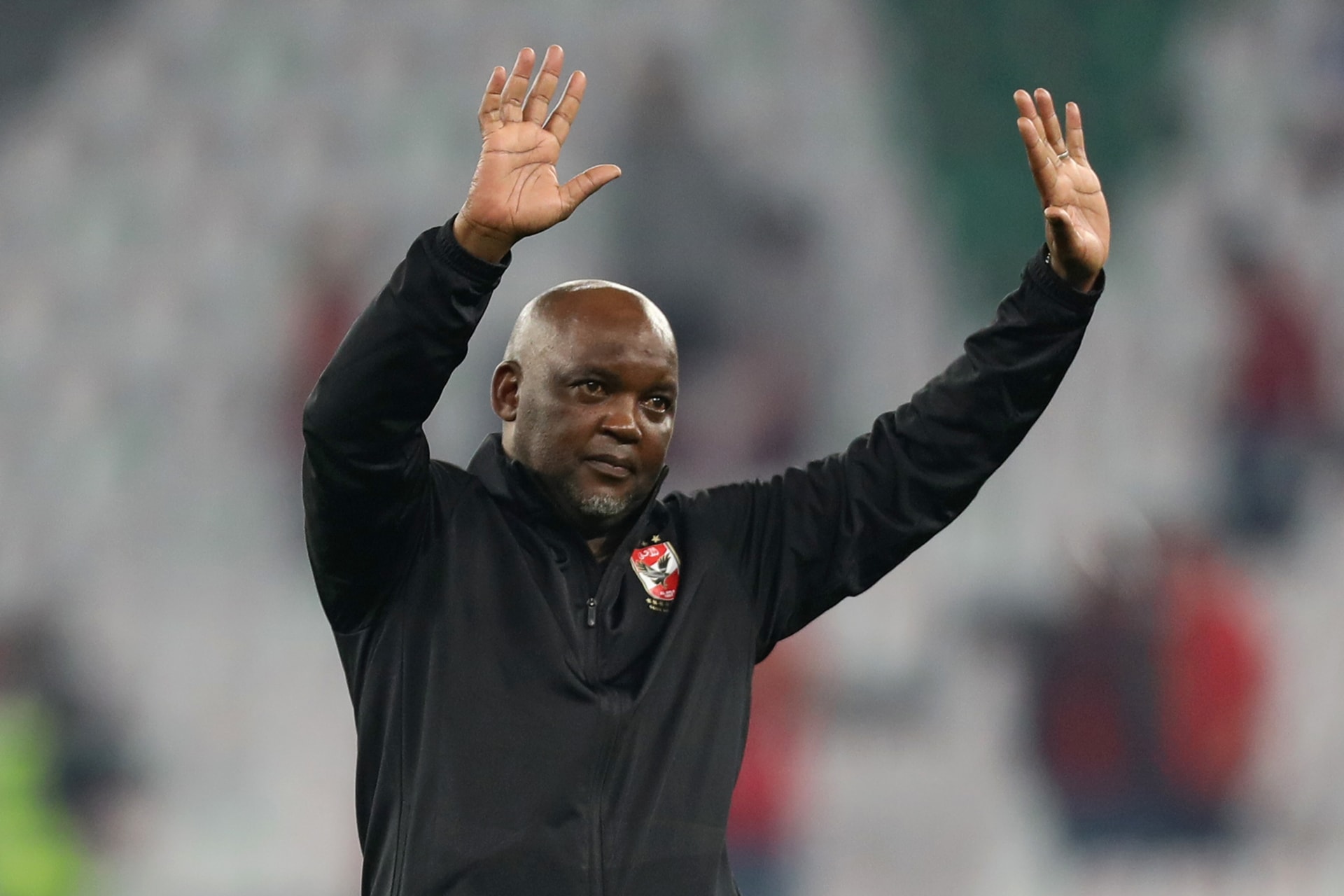 الأهلي يحسم مصير “طريد موسيماني”.. وتطور مثير بشأن نجم الفريق