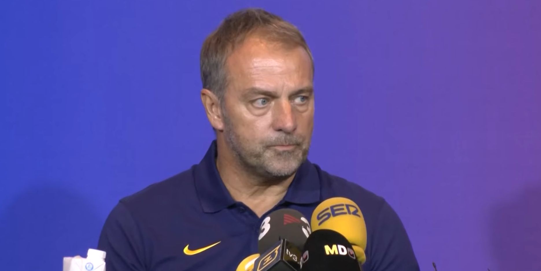 برشلونة أمام خيار جديد.. نجم شاب يفرض نفسه ويُربك خطة فليك