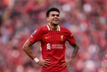 ليفربول يرفض التفريط في لويس دياز رغم توسلات برشلونة