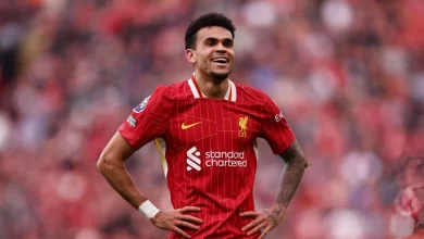ليفربول يرفض التفريط في لويس دياز رغم توسلات برشلونة