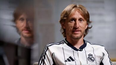 مودريتش يتحدث بلا قيود بعد خروجه من ريال مدريد.. وكلامه عن بيريز يُشعل الجدل