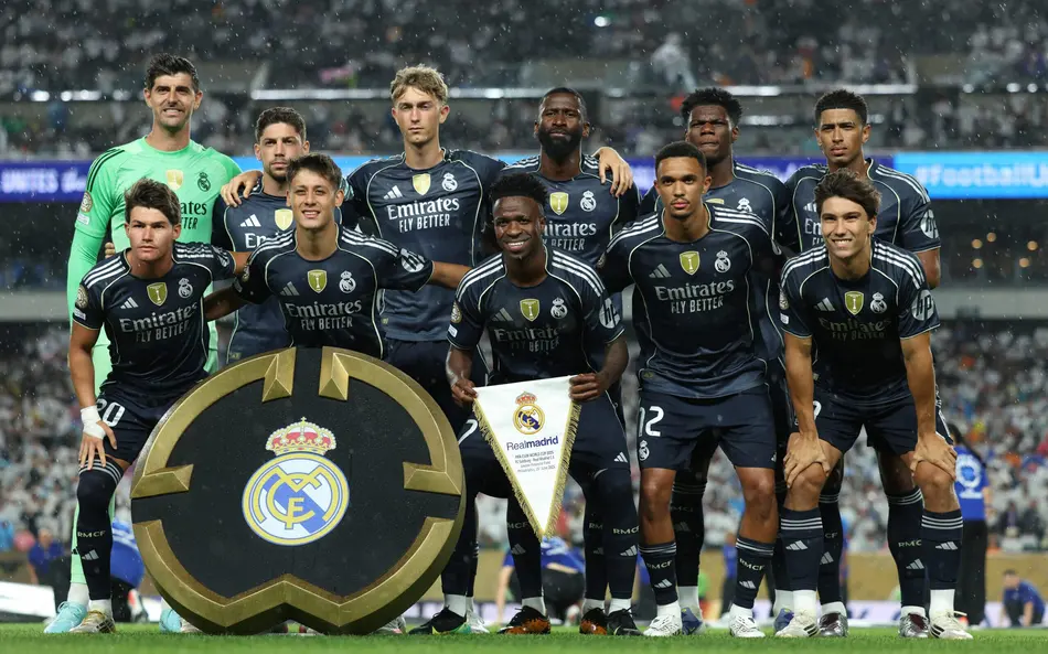 خلاف حول إنهاء العقد بين ريال مدريد ونجم الفريق.. واللاعب يتمسّك بموقفه
