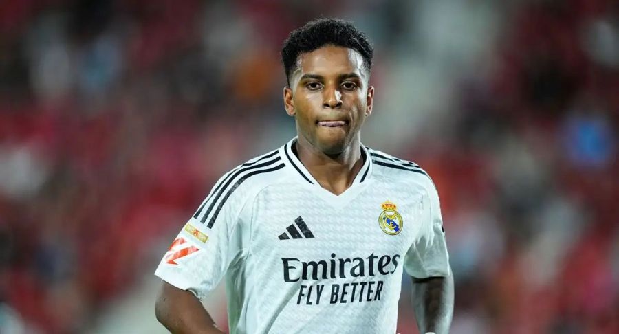 هل يرحل رودريغو عن ريال مدريد؟ النادي يُعيد تقييم الموقف في صيف مزدحم