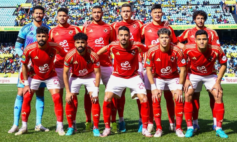 طلبات مالية ضخمة من نجم الأهلي تُدخل الخطيب في ورطة