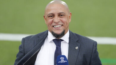 أسطورة البرازيل ينبهر.. روبيرتو كارلوس يصف لاعب ريال مدريد بـ"الموهبة الاستثنائية"