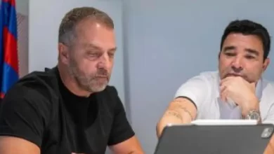 برشلونة يشعل السوق.. فليك يضع عينه على مدافع فرنسي قوي وديكو في الكواليس