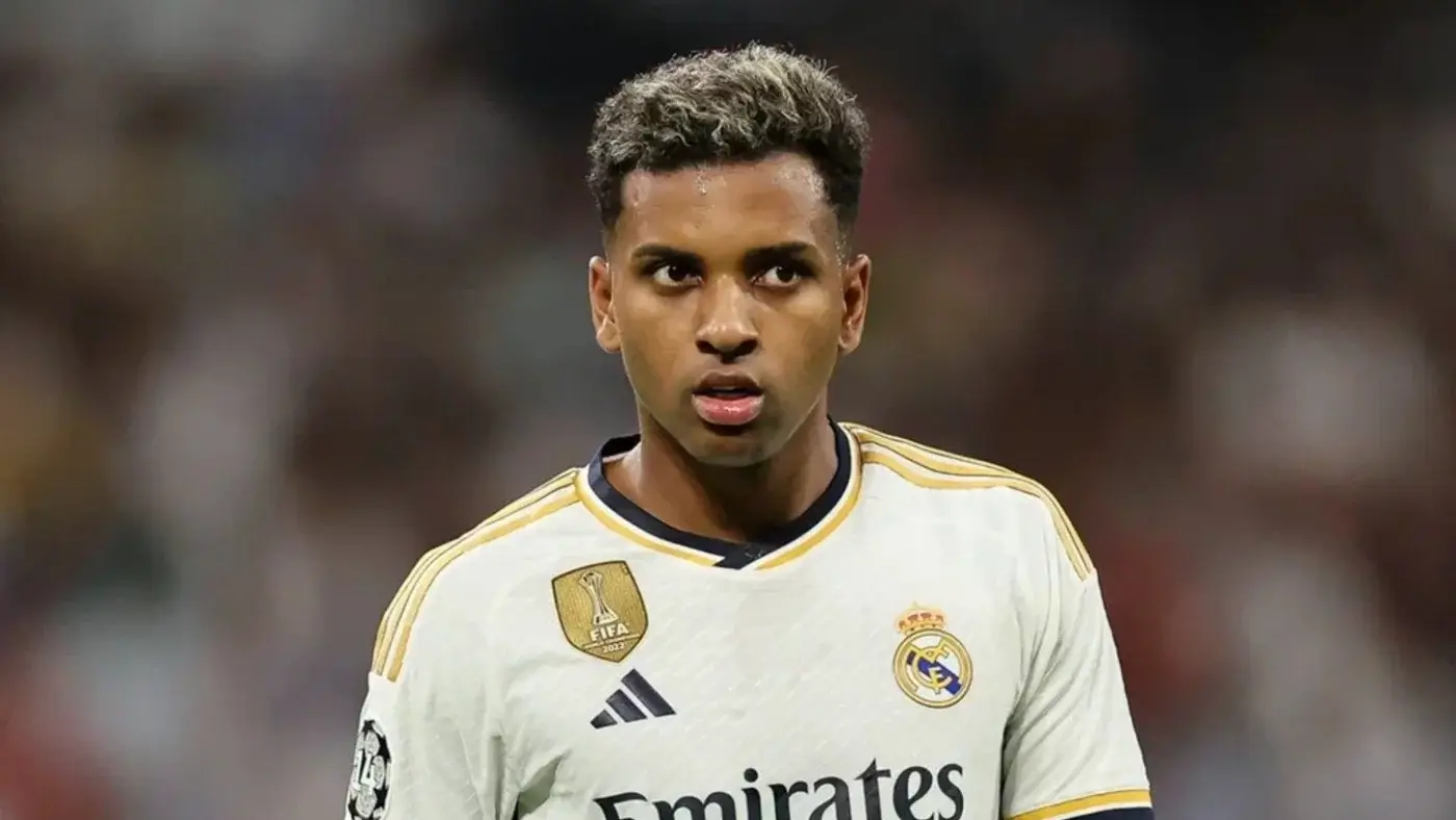رودريجو يحسم الجدل.. باقٍ مع ريال مدريد قبل إغلاق الميركاتو