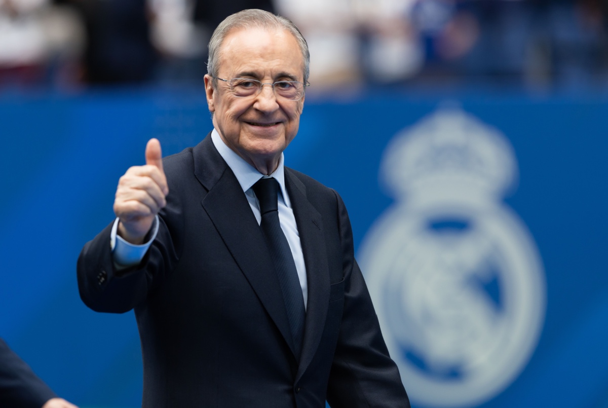 تحت أعين بيريز.. ريال مدريد يقترب من ضم قطعة نادرة لمنتصف الملعب