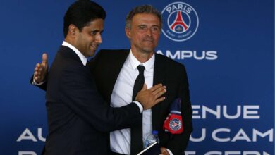 انفجار وشيك في السوق.. اتفاق سري بين برشلونة وسان جيرمان يقلب موازين الوسط الأوروبي